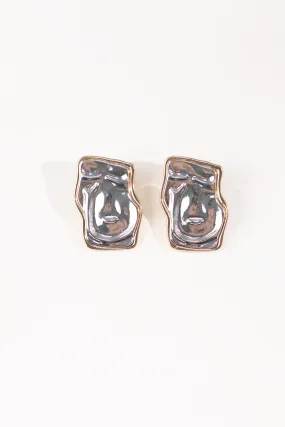 BOLD METALLIC ABSTRACT EARSTUDS